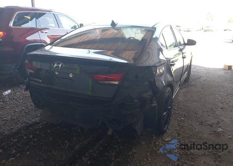 2017 Hyundai Elantra Value Edition из США, поврежденный, VIN KMHD84LF7HU271395